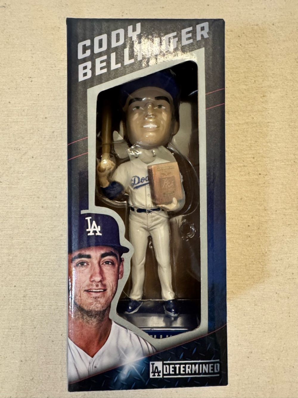Los Angeles Dodgers Cody Bellinger Rookie of the Year Bobblehead 2018 - Picture 2 of 6